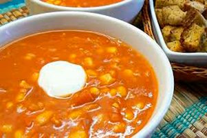 Cream of tomato and corn soup - Mexican recipe
