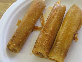 Sweet walnut tamales - Mexican recipe