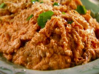 Shredded Chicken with Peanut Sauce - Mexican Recipe